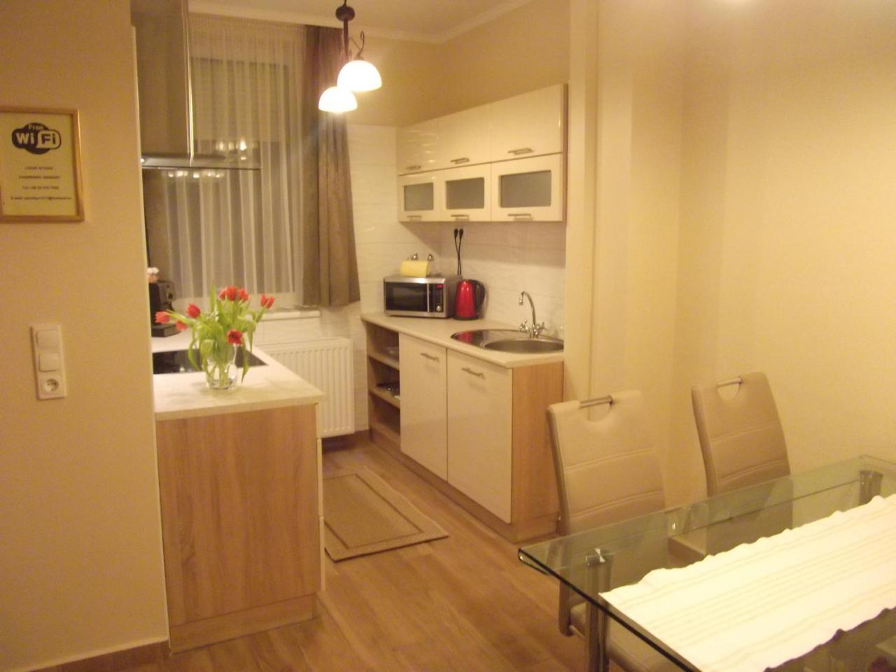 Ametiszt Apartman Hévíz Esterno foto