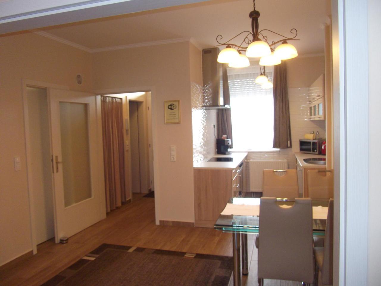 Ametiszt Apartman Hévíz Esterno foto